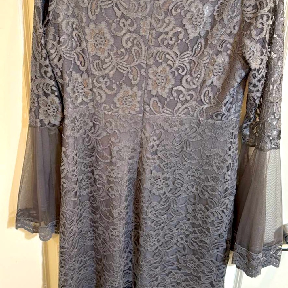 Chic Gray Lace Dress with Sheer Sleeves